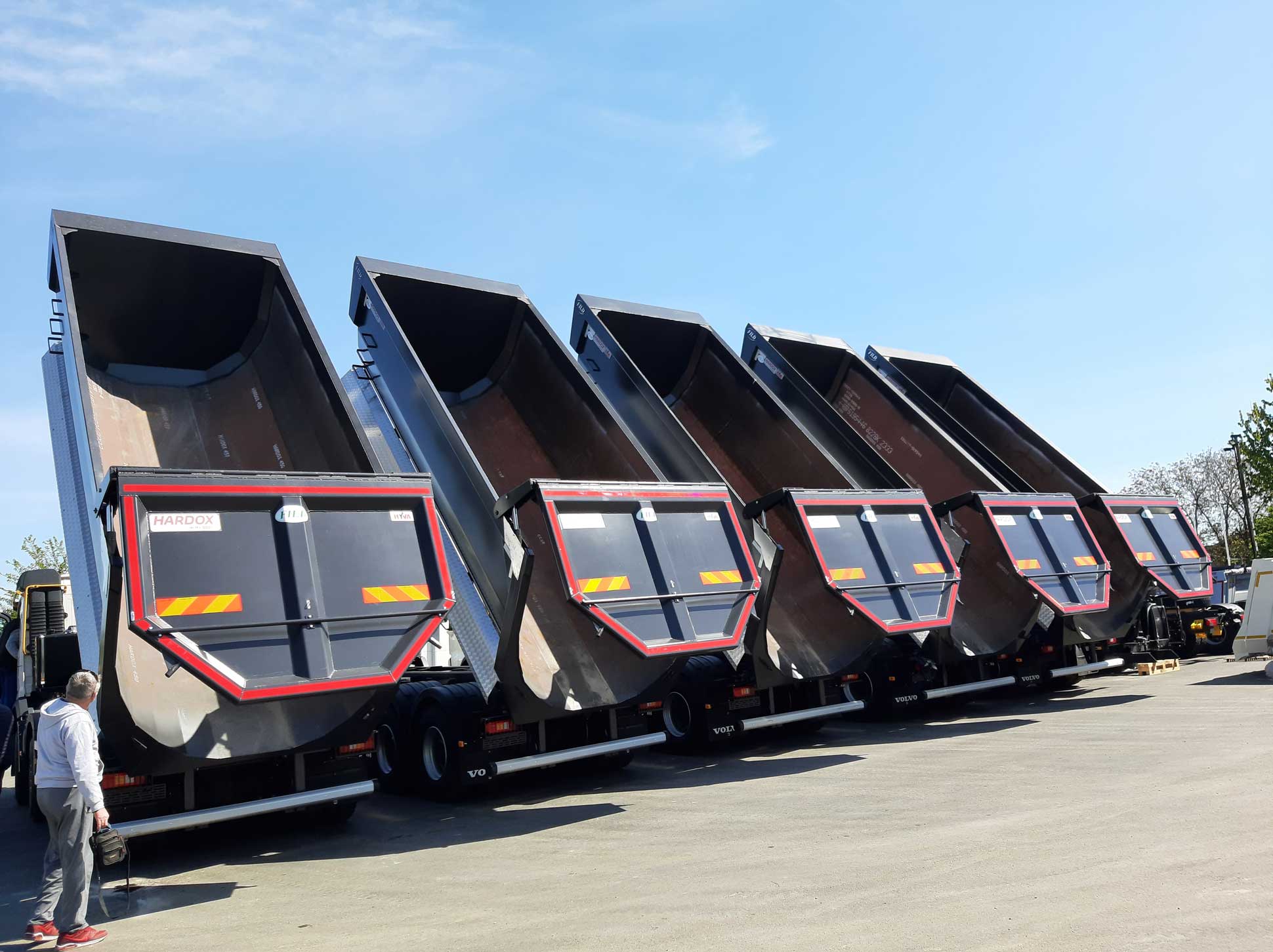 XL sertifikat nadgradnje znači sigurnije vozilo i teret. Uslovi, testovi, obaveze i saveti za bezbedno vezivanje tereta.